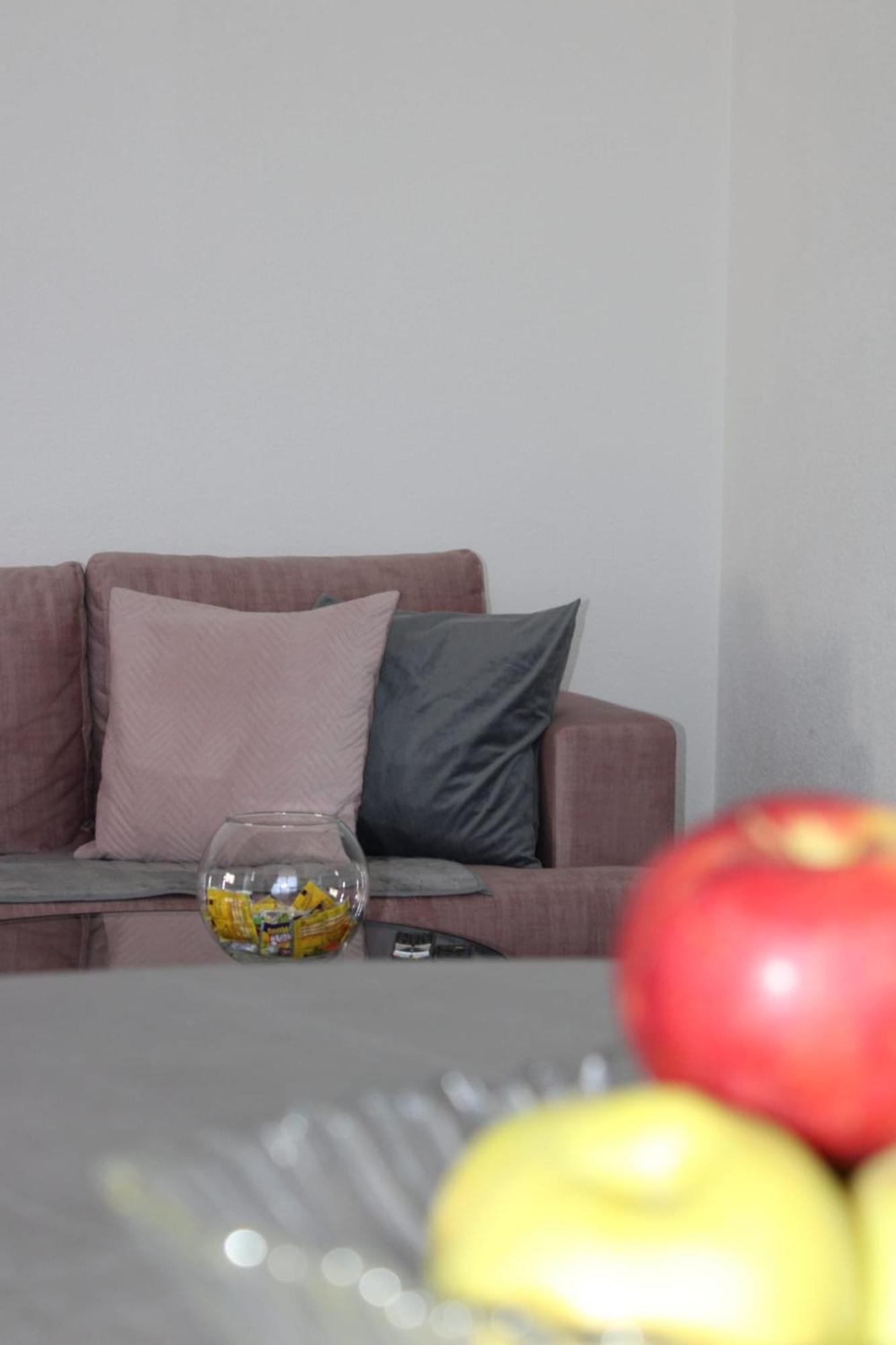 Apartment Merry - Free Garage & Parking Mostar Bagian luar foto